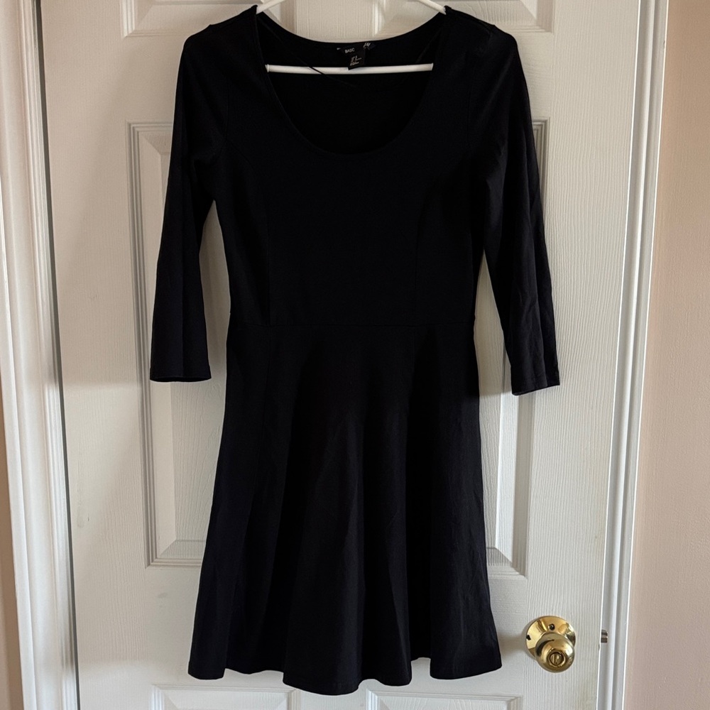 H&M Classic Black Long Sleeve Dress